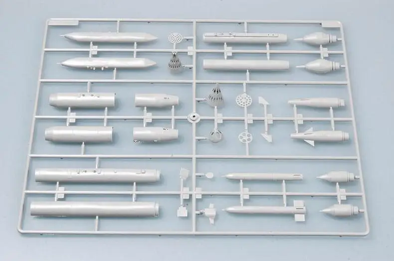 Российский летательный аппарат Trumpeter 1/32 03301|Наборы для сборки моделей| |