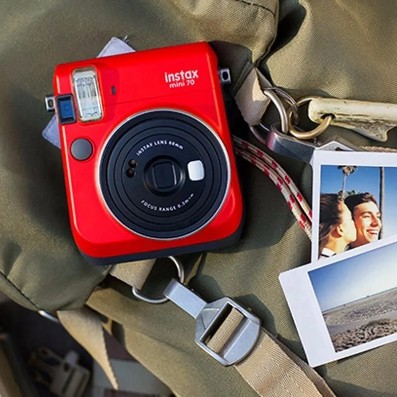 Мгновенная фотокамера Fujifilm Instax Mini 70 6 цветов красный черный синий желтый белый