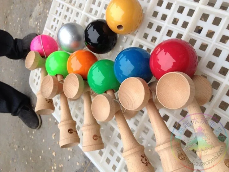 Fedex IP IE Размеры: 18.5 см забавные традиционные японские игры Kendama Бал красочный PU Краски 100 шт./лот профессиональный