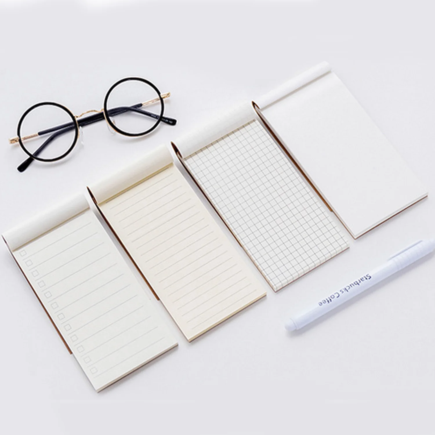 4pcs Assorted Style Kraft Paper Memo Note Pad Mat Notepad Notebooks