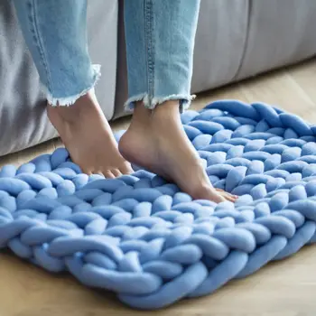 

Knitting Throw Carpets Yarn Knitted Carpet Hand-knitted Warm Chunky Knit Cheap Carpet Soft Thick Bedroom Carpet