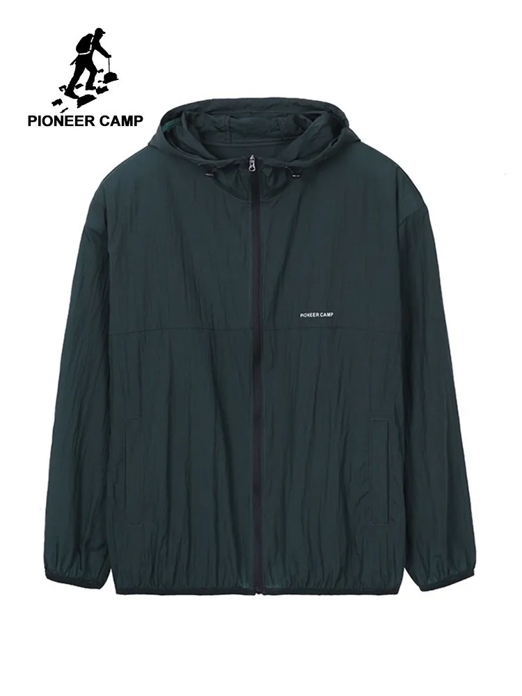 

Pioneer Camp Summer Quick Dry Men Windbreaker Skin Jacket Coat Sunscreen Lightweight Mens Hooded Outwear Coat AJK901176