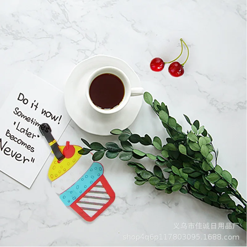 

PVC Suitcase Creative Label Name Listing To Prevent Loss Of Luggage