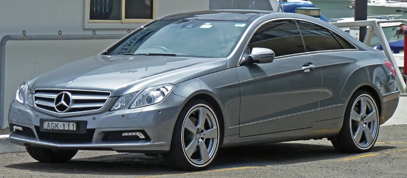 Для Mercedes Benz E Class C207 A207 купе 2009- ксенон Excellent Ультра-яркий удара светодио дный глаза ангела комплект