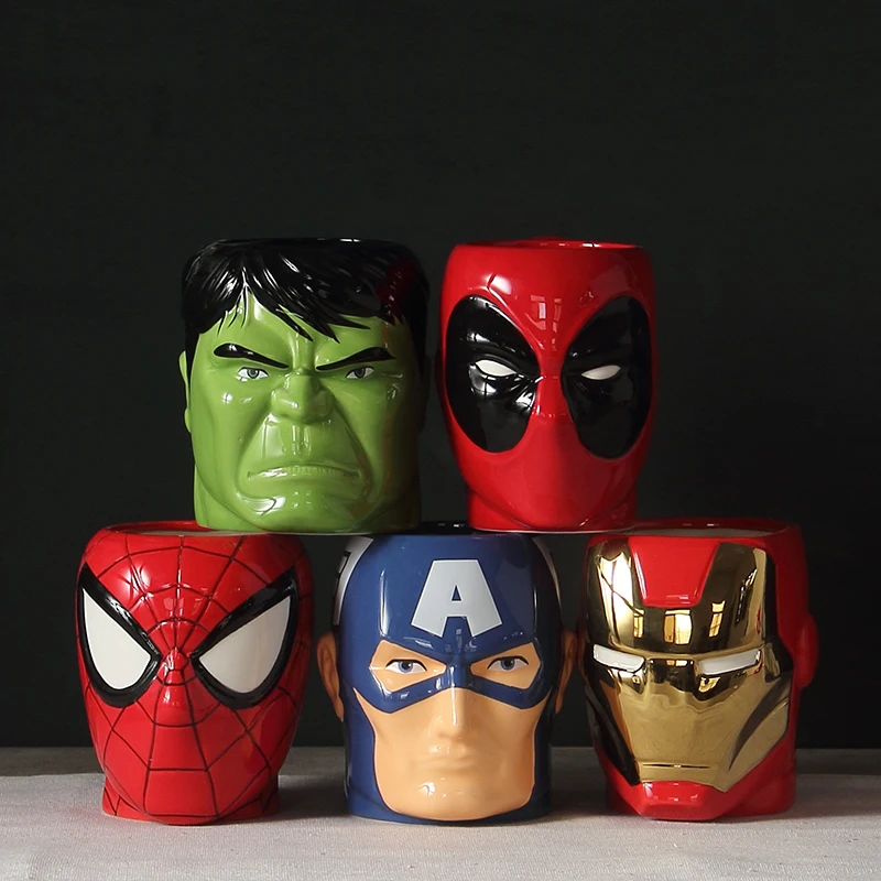 

2019 Fashion Super Iron Man Hero And Batman Spiderman Ceramic Mugs Cup Creative Milk Coffee Mug Cartoon The Avengers Bowls 300ml