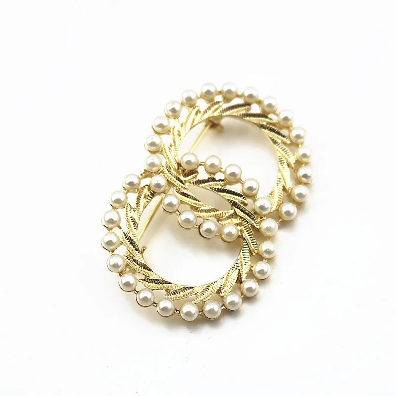 

Sale Alloy Imitation Pearl Double Circle Brooches For Women Gold Color Pins Couple Bag Sweater Badge