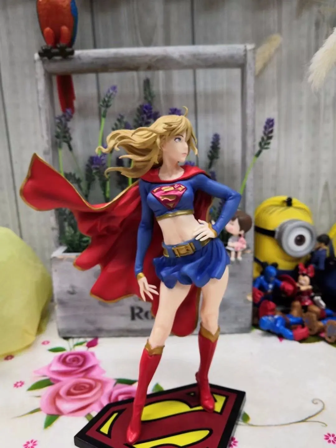  21cm Anime Justice League DC Comics SUPERGIRL Wonder Woman Princess Diana Blue Dress Red Coat Ver M