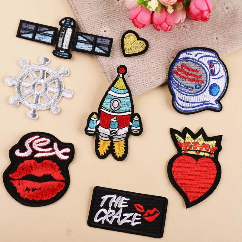 

PGY 1PCS Punk Signal device Patch love Patch Biker Iron On Cheap Embroidered Aerospace helmet Patches For Clothes Stickers New