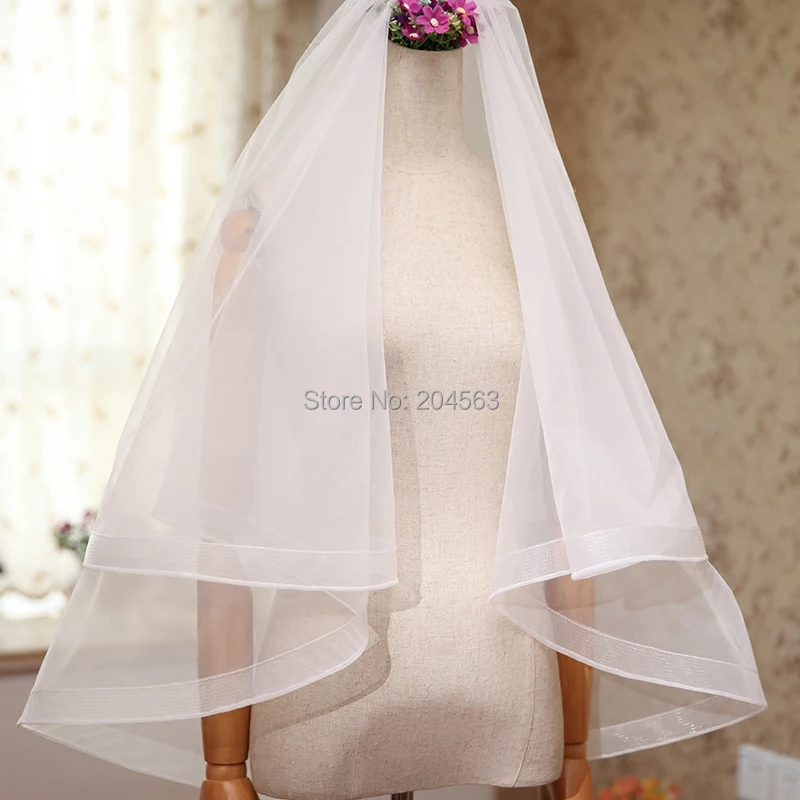 

Romantic Two-Layer Short Wedding Veil 2018 Bridal Veils with Comb