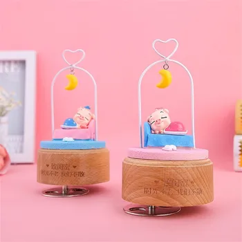 

2019 New Cute Pig Music Box Couple Gift Birthday Party Decoration Valentine's Day Gift Nursery Decoration Boite A Musique