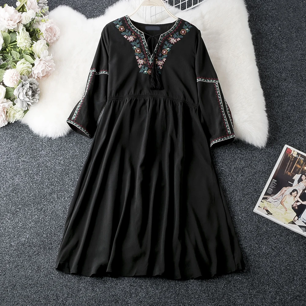 

Summer 2019 New Sale Robe Vintage Black Dress Women Flower Embroidery V Neck Vestidos Embroideried Zanzea Sexy Retro Dress Woman