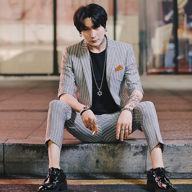 2 Piece Suit Party Dress Abito Uomo Cerimonia Coreano Mens Prom Suit 2019 Mens Slim Fit Prom Tuxedos Mens Pinstripe Suits Roses 2 Piece Suit Party Dress Abito Uomo Cerimonia Coreano Mens Prom Suit 2019 Mens Slim Fit Prom Tuxedos Mens Pinstripe Suits Roses