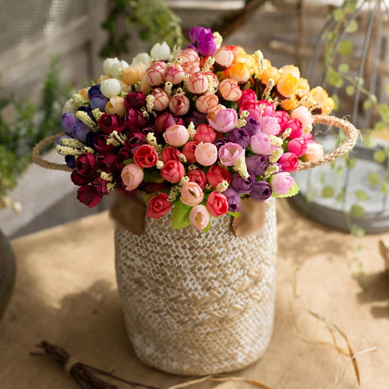 

1pcs Natural Lifelike 15 Flower Heads Multi Color Family Decoration Rosebud Artificial Flower Cotton-like Lustring Camellia Bud