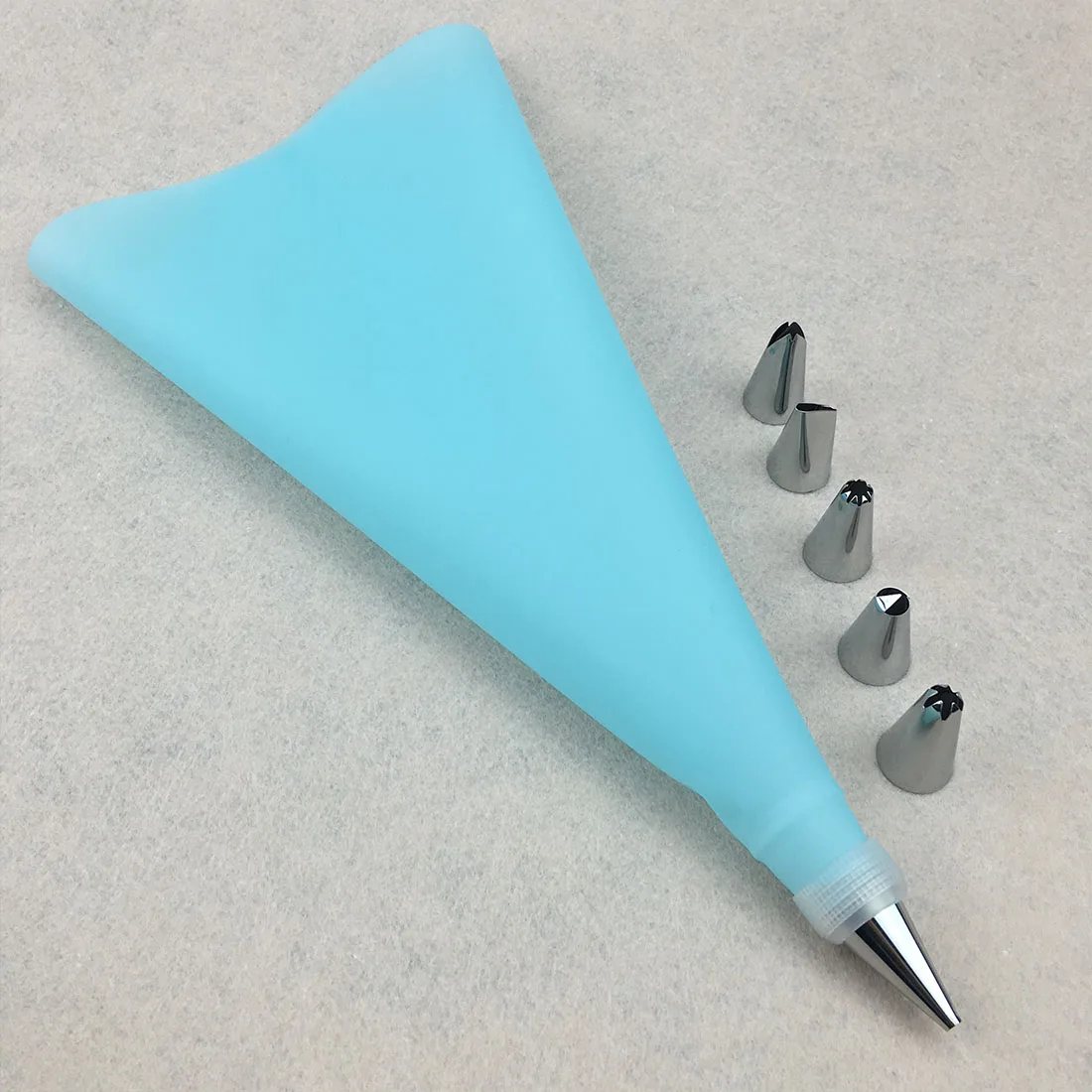 

8 Pcs/set Stainless Steel Nozzles + Icing Piping Cream Pastry Bag + Cream Coupler DIY Cake Decorating Tools Pastry Baking Tools