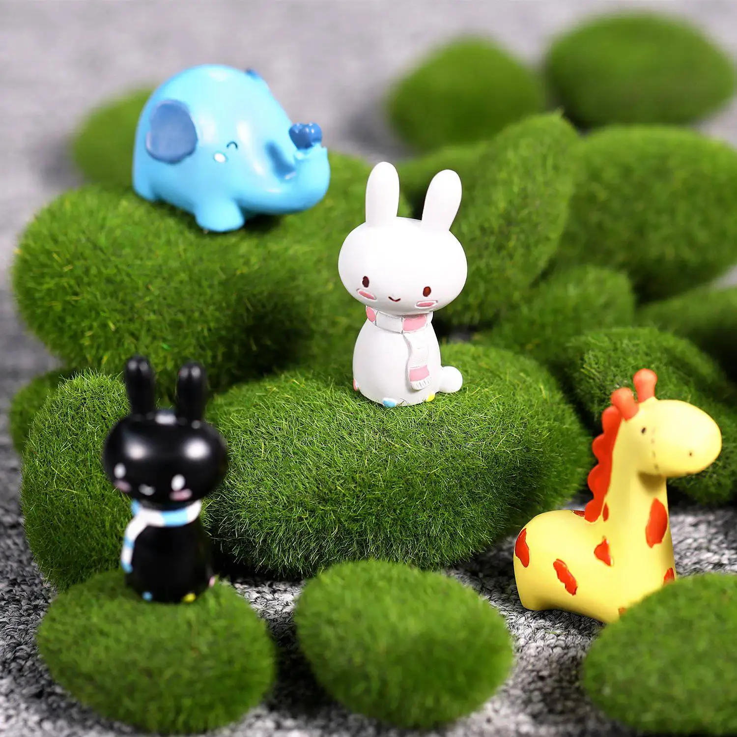 Promotion! 20 Pieces 2 Sizes Green Artificial Moss Rocks Decorative Faux Green Moss Covered Stones