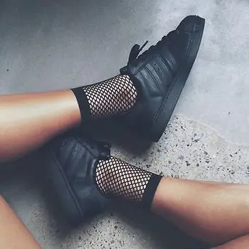 

2018 new hot summer Women Ruffle Fishnet Ankle High Socks Mesh Lace Fish Net Short Socks