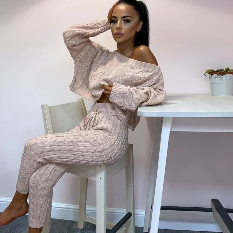 

Best High-quality 2 Piece Outfit With Trousers For Tracksuits Women Set Jogging Femme High Waist Two Piece Set Top And Pants