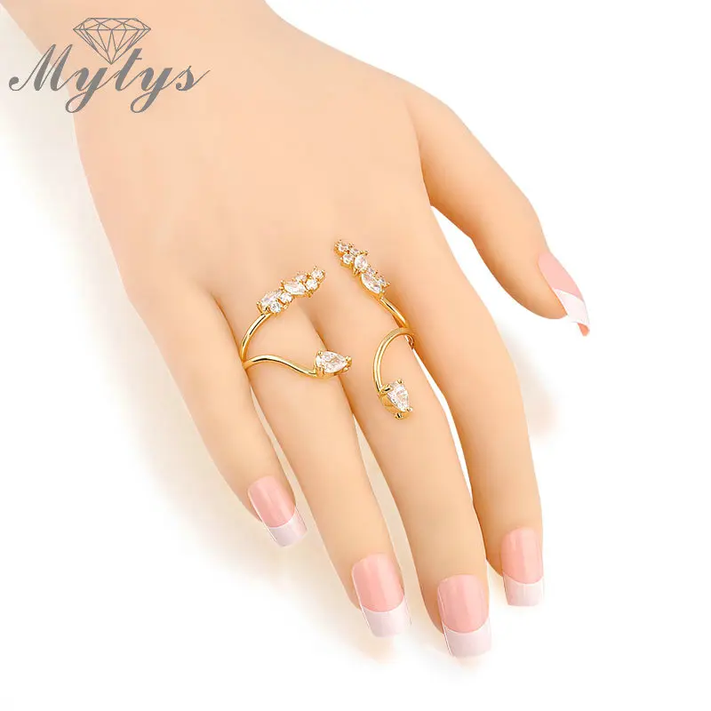 Украшения на пальцы. Фаланговые кольца sunlight. Кольцо на два пальца женское. Кольцо жади на две фаланги. Красивые золотые украшения.