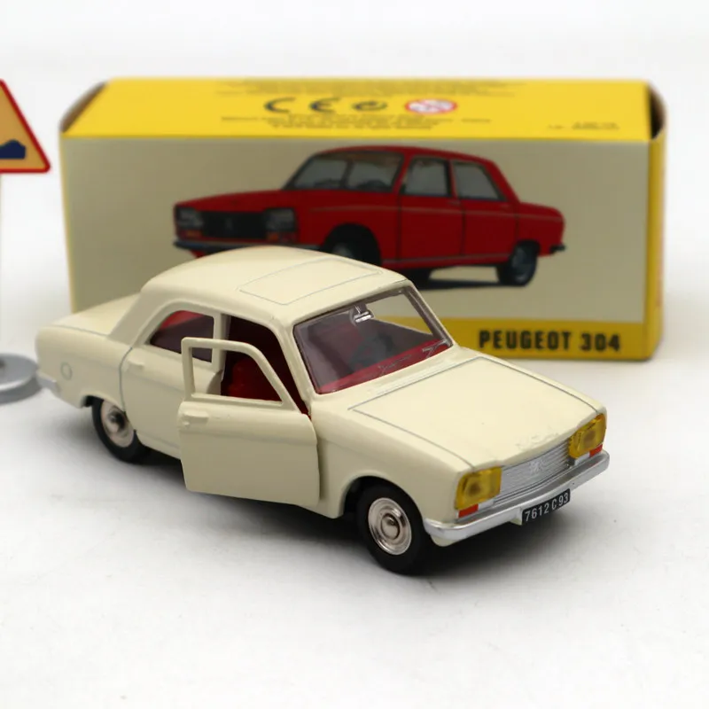 Atlas 1:43 Dinky Toys 1428 PEUGEOT 304 white Diecast Models Limited Edition Collection Toys Car