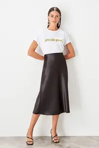 Trendyol Black Satin Skirt TOFSS19WX0013