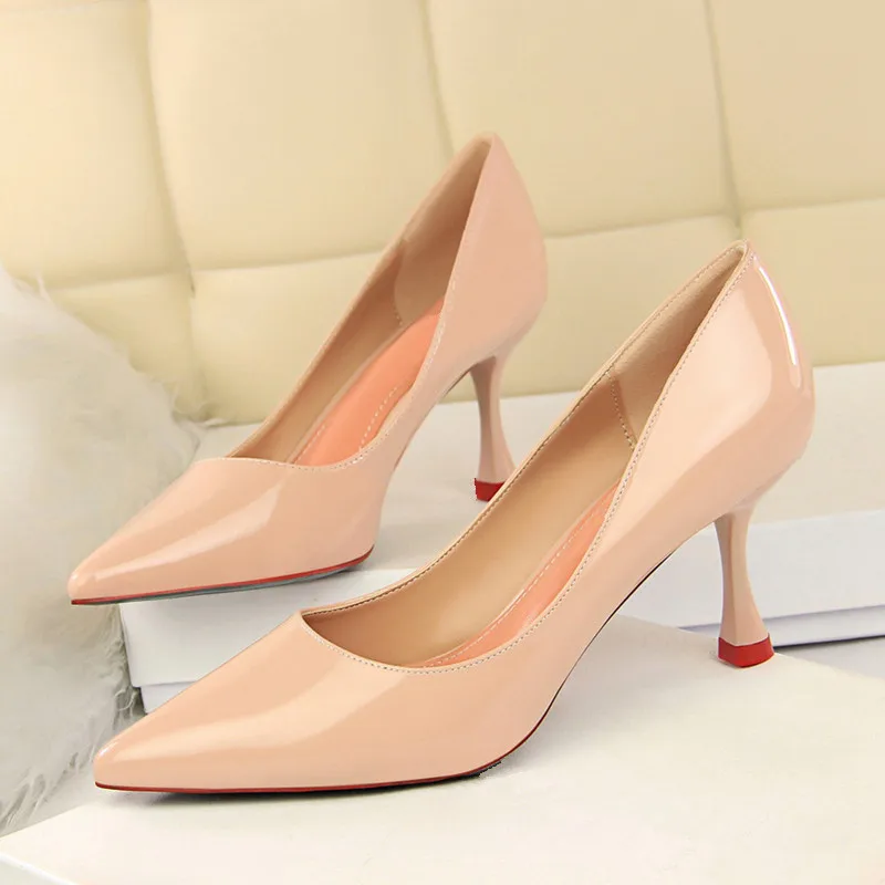 

Women Shoes Pumps Patent Leather Thin Heels Sexy Ladies High Heels Shoes Female Pointed Toe Party Shoes Casual Pumps DS-A0142