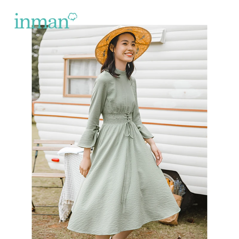 

INMAN 2019 Spring New Arrival Stand-up Collar Literary Striped Defined waist Slim Flare Sleeves Women A-line Dress