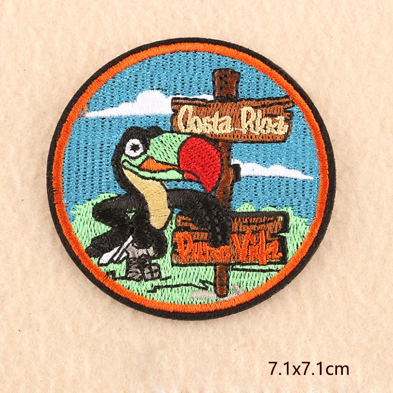 

Parrot Cartoon Animal bird Patch High-end Garment Accessories DIY Clothes Lovely badge Iron on clothes