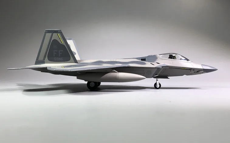 Лидер продаж 1/100 литой металлический корпус F22 1 го крыла Raptor Stealth Fighter настольный