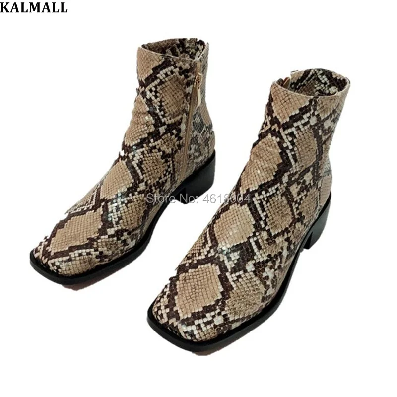

KALMALL Python Shoes Women Snake Pattern Ankle Boots Slip on Low Heels Pointed Toe Chelsea Boots Botas Mujer Aurtumn Winter