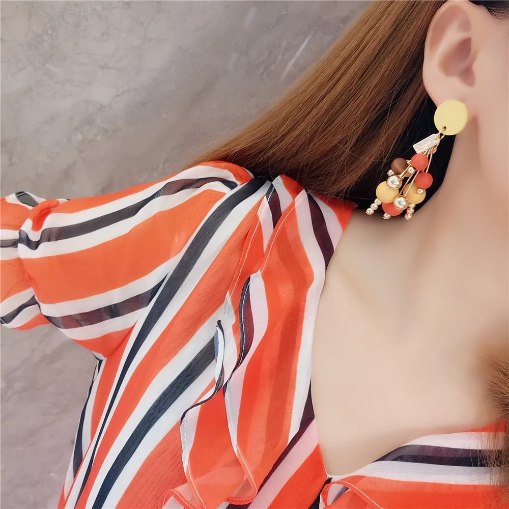 

New Design Fashion Jewelry Bohemian Style Tassel Earrings Color Wood Beads Metal Beads Earrings Holiday Party Earrings for women