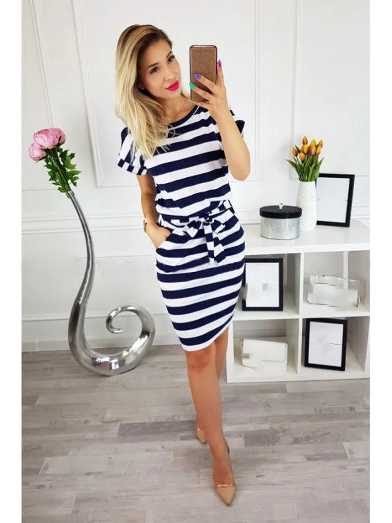 

2019 Women Striped Vintage Summer Dress Fashion Bow Elegant Casual Dress O-neck Short Sleeve Knee Length Dress