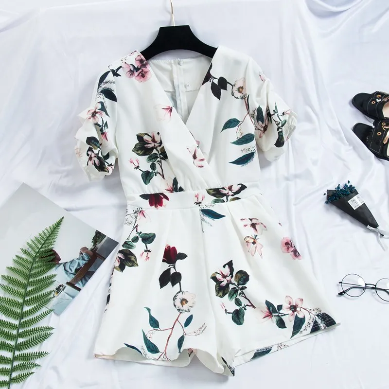 

New Summer Casual Puff Sleeve Flower Short Rompers Sexy Women V-Neck Floral Print Jumpsuits Loose Office Lady Wide Leg Playsuits