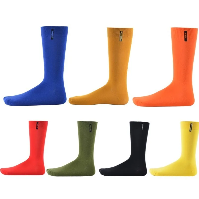 Фото Мужская одежда с вышивкой happy Solid Color, одна неделя, семь дней, забавные уличные хип-хоп Harajuku черные мужские модные хлопковые носки для скейтеров №1