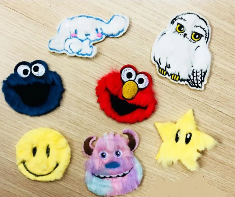 

COOKIE MONSTER ELMO face iron on patches brushy Sesame Street embroidered Applique Badge Cartoon DIY accessory