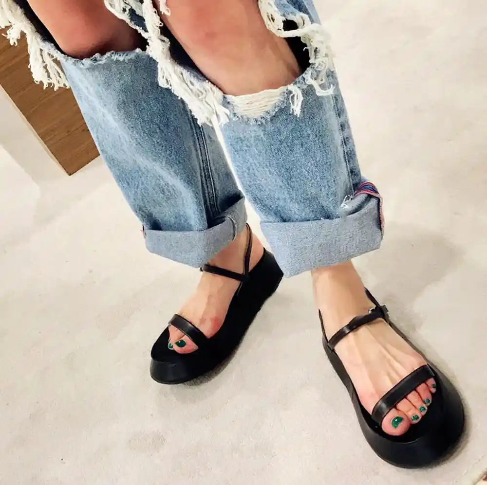 thin strap black sandals
