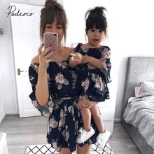 Одинаковые комплекты для семьи в одном стиле для мамы и дочки; для девочек, наряд с цветочным принтом, одежда из шифона Мини-платья с открытыми плечами платье