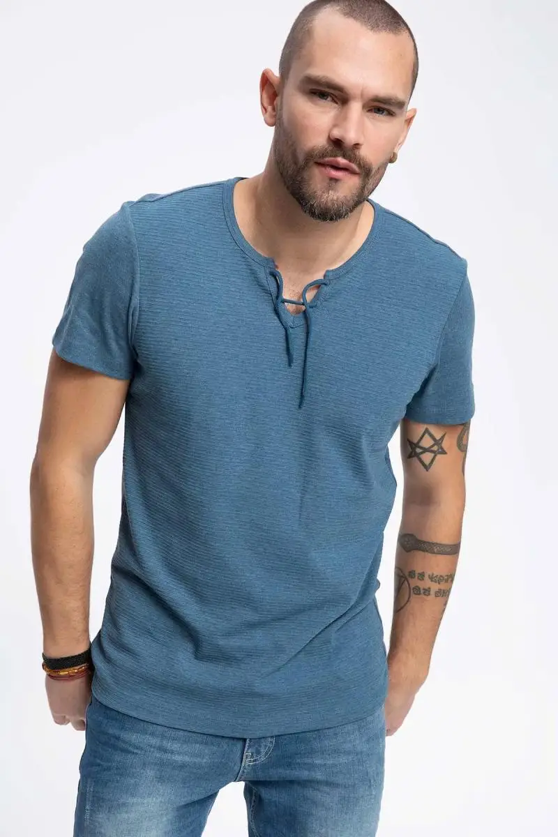 Дефакто мужская полосатая шнуровка detaymi воротник Slim Fit с коротким рукавом