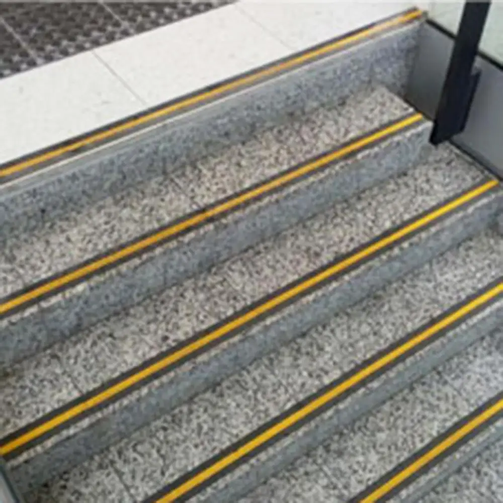5M Safe Tread Non Skid Anti Slip Tape Adhesive Stickers Strip For Stairs Floor Stair Step Wear-resistant Anti-slip Strip 5M Safe Tread Non Skid Anti Slip Tape Adhesive Stickers Strip For Stairs Floor Stair Step Wear-resistant Anti-slip Strip