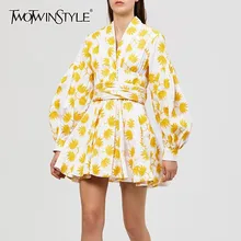 TWOTWINSTYLE, летнее женское платье с вышивкой, v-образный вырез, рукав-фонарик, высокая талия, на шнуровке, мини платья, женская мода