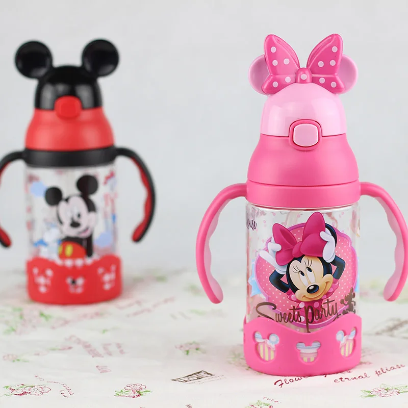 

Cartoon cute Straw Cup Baby Cartoon Cup M Bear Strange Children Handle Leak Proof Study Drink Cup Student Summer Cup
