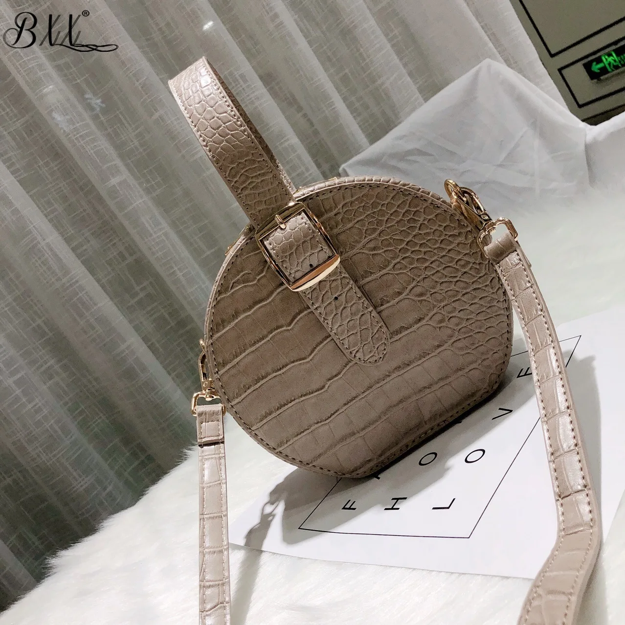 

BXX Bag / 2019 New Fashion Women Casual Silt Pocket Leopard Stone Pattern Small Round Bag Handbag Shoulder Messenger Bag ZA89001