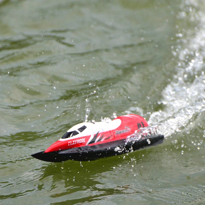 

Volantexrc 795 - 2 RC Speedboat Waterproof 28km/H High Speed Racing Boat Automatic Flip Over White Red Models Summer Water Toy