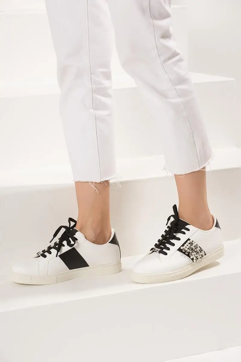 

Bambi White Black Women 'S Shoes F0322238709