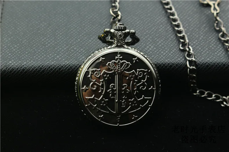 Japanese Kuroshitsuji Black Butler Sebastian Theme Pocket Watch With Necklace Chain women and men cosplay gun color antique