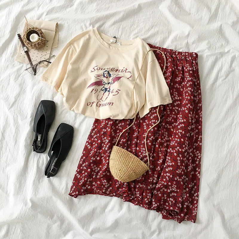

Vintage Cotton Skirt Set Women O-neck Print T-shirt + Red High Waist Midi Skirt Female Fashion Wear Two Pieces Set