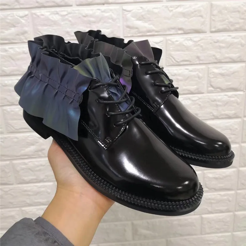 

19ss Patent Leather Casual Derby Shoes With Flounces Round Toe Lace Up Soft Oxford Shoes Colorful Detachable Ruffles Woman Shoes