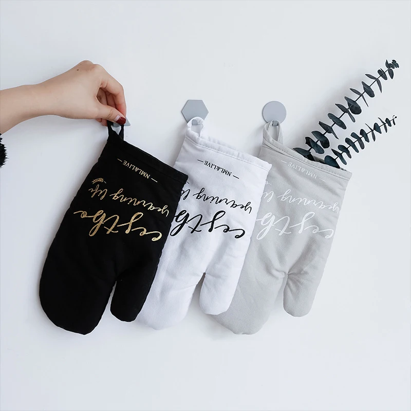 

Multiple Style Thicken Grid Cotton Oven Glove Heatproof Mitten Kitchen Cooking Microwave Oven Mitt Insulated Non-slip Glove 1PCS