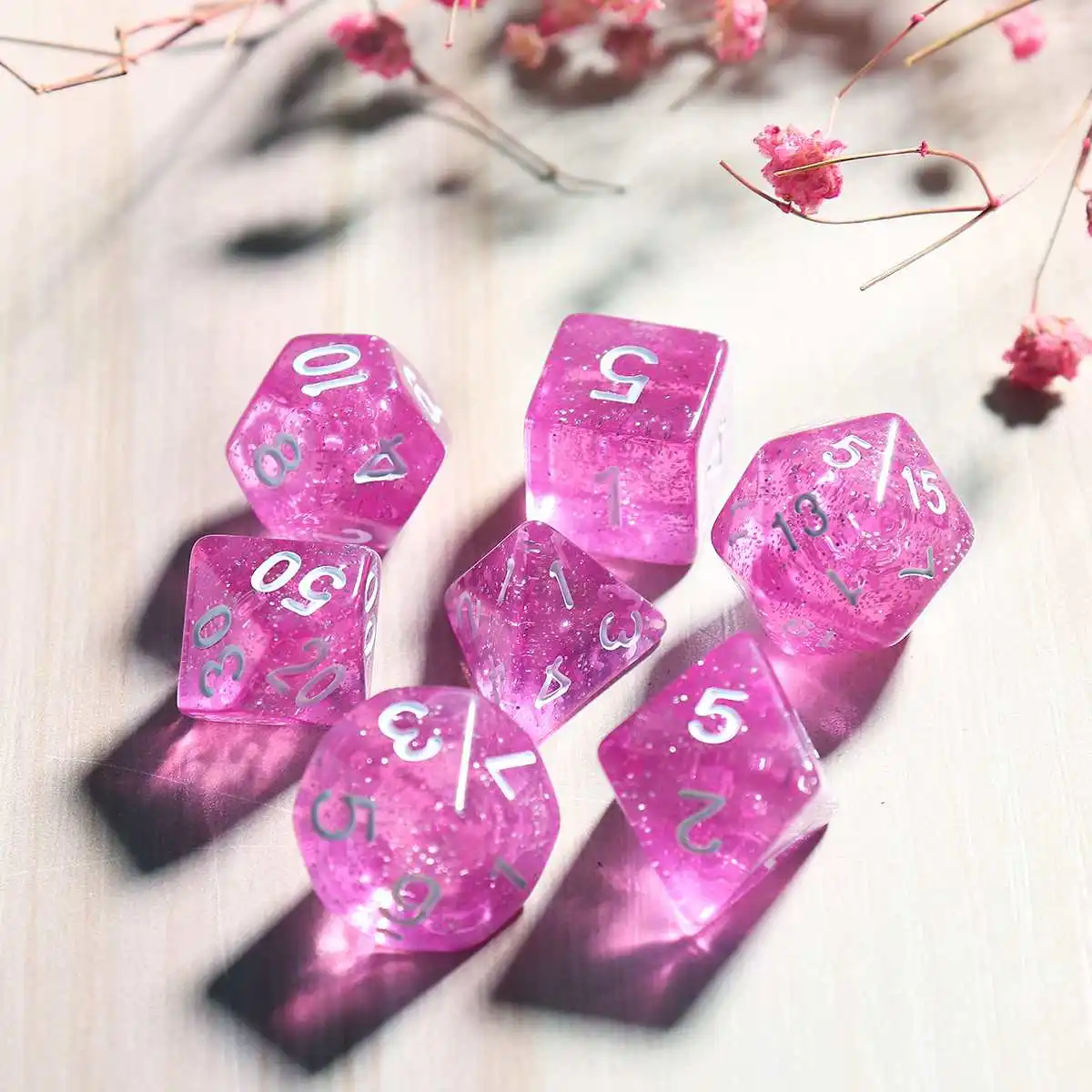 

7Pcs Acrylic Transparent Purple Shining Polyhedral Dice For DND RPG MTG Role Playing Game With Bag Entertainment Number Dice Fun
