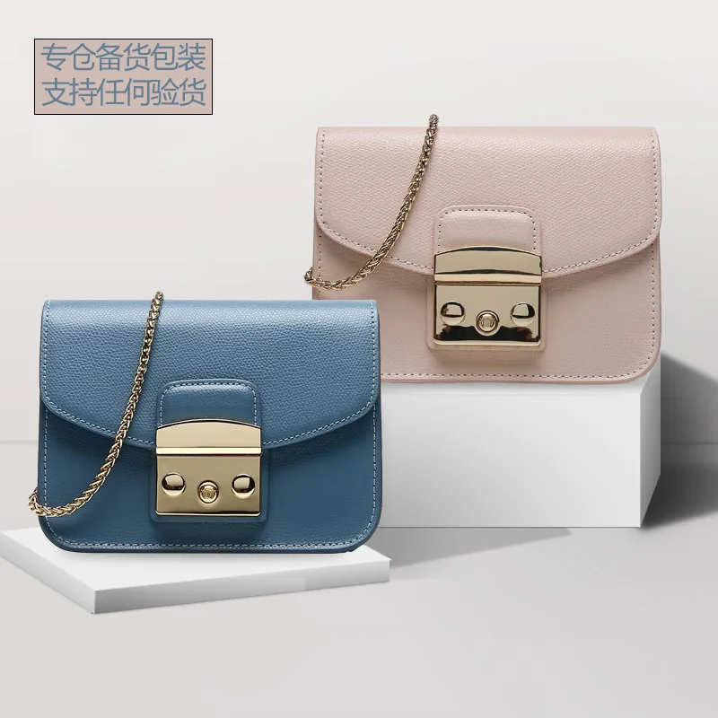 

european stylish sequin handbag women's designer brand luxury 2019 small crossbody bag ladies bolsa fur chains