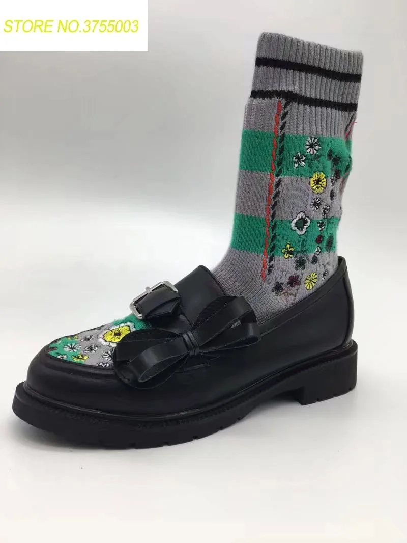 

2018 Newest Black Leather Bow Ladies Flat Sock Boots Embrodiery Floral Women Fashion Slip On Ankle Boots Leather Buckle Boots